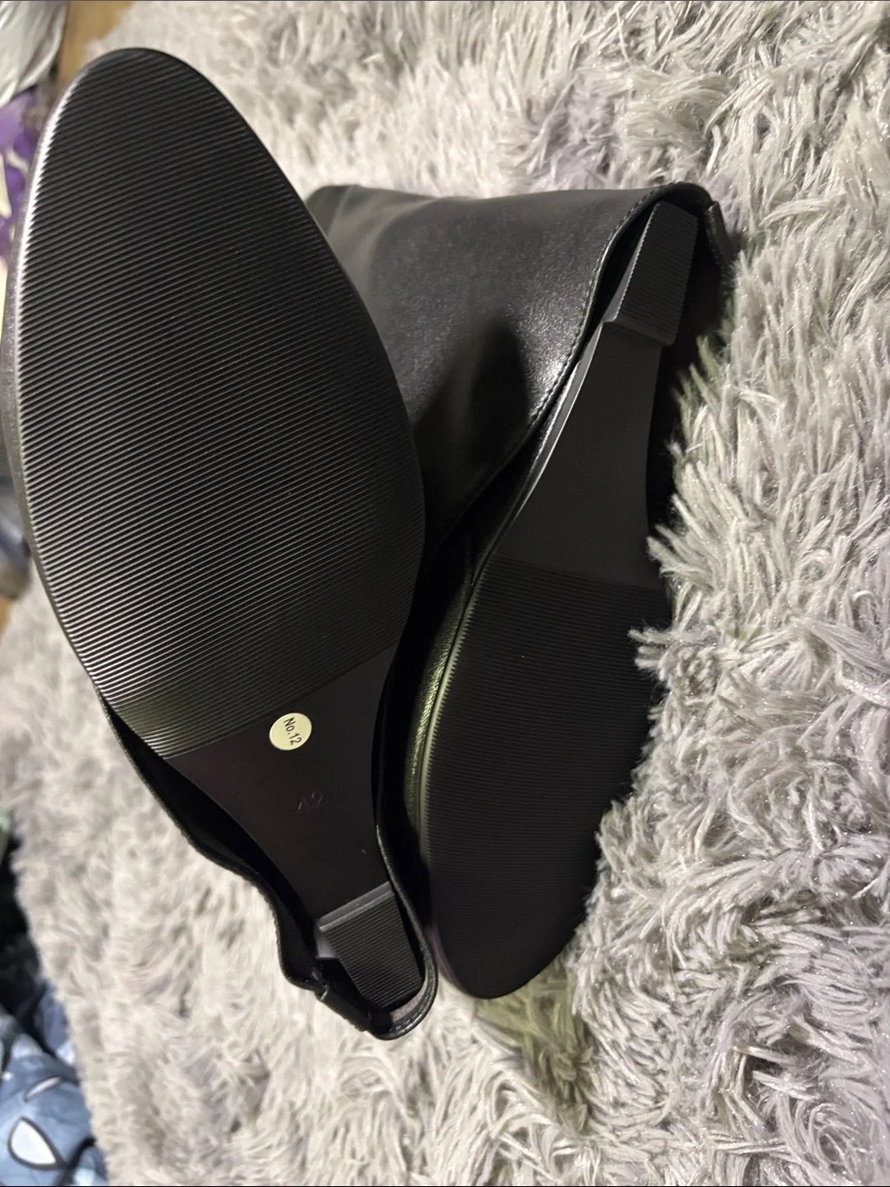 N/A sleek black